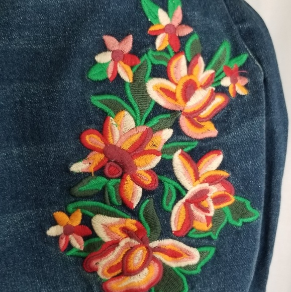 Sold✔R1893 Roebuck & Co. Floral Embroidery Jegging - Picture 4 of 5
